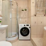W Sercu Lodzi Piotrkowska Balkon & 2 Sypialnie By Renters