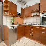 W Sercu Lodzi Piotrkowska Balkon & 2 Sypialnie By Renters *