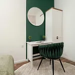 W Sercu Lodzi Piotrkowska Balkon & 2 Sypialnie By Renters Lodz