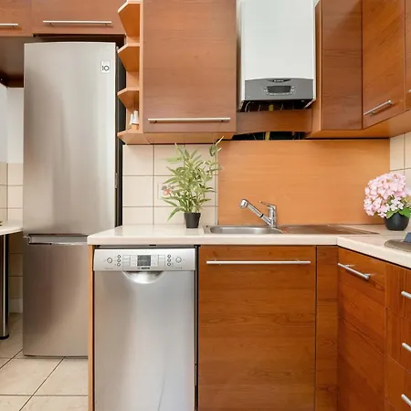 W Sercu Lodzi Piotrkowska Balkon & 2 Sypialnie By Renters Lägenhet