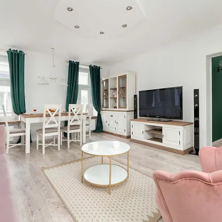W Sercu Lodzi Piotrkowska Balkon & 2 Sypialnie By Renters *