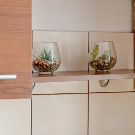 W Sercu Lodzi Piotrkowska Balkon & 2 Sypialnie By Renters Lägenhet