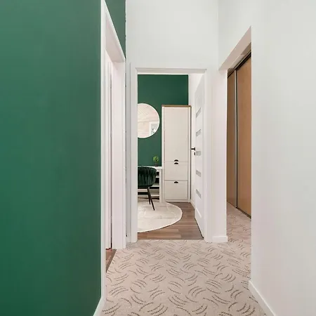 W Sercu Lodzi Piotrkowska Balkon & 2 Sypialnie By Renters