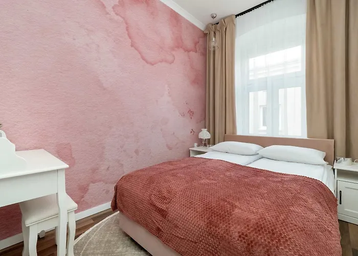 W Sercu Lodzi Piotrkowska Balkon & 2 Sypialnie By Renters *