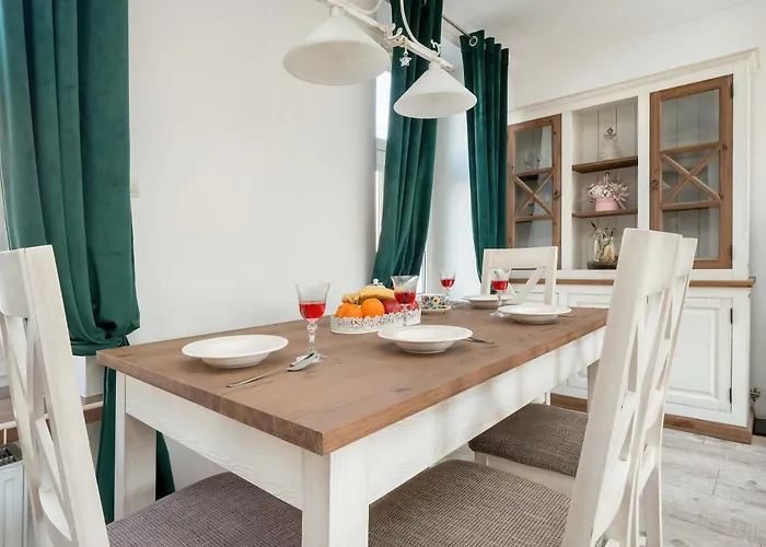 W Sercu Lodzi Piotrkowska Balkon & 2 Sypialnie By Renters Apartamento *