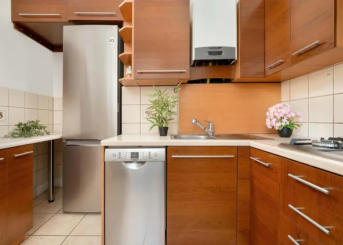 W Sercu Lodzi Piotrkowska Balkon & 2 Sypialnie By Renters Apartamento