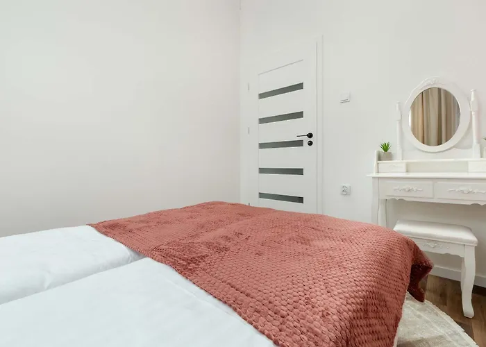 W Sercu Lodzi Piotrkowska Balkon & 2 Sypialnie By Renters Apartamento *