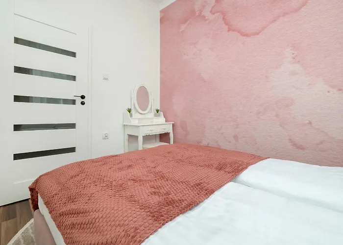 W Sercu Lodzi Piotrkowska Balkon & 2 Sypialnie By Renters * Łódź