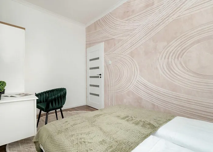 W Sercu Lodzi Piotrkowska Balkon & 2 Sypialnie By Renters Apartamento *