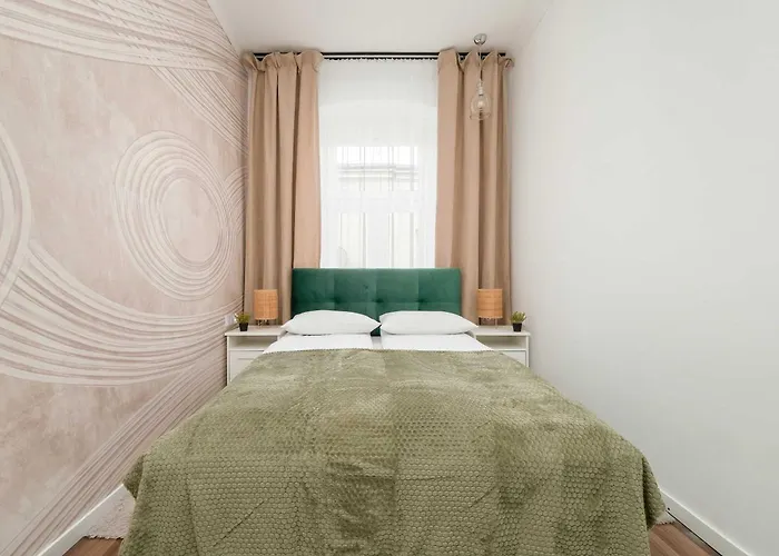 W Sercu Lodzi Piotrkowska Balkon & 2 Sypialnie By Renters