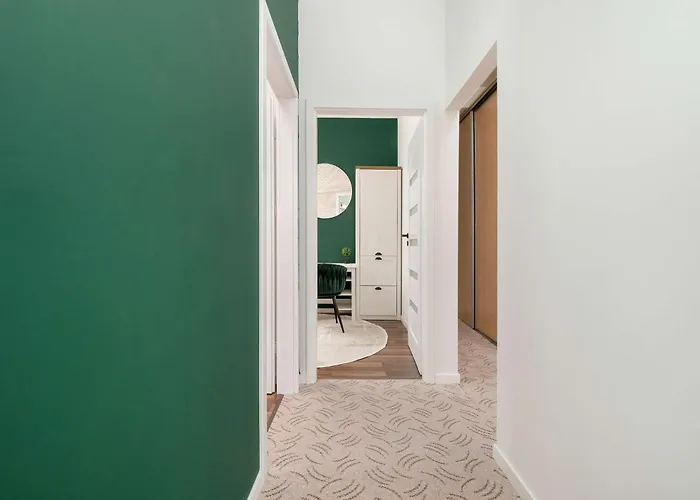 W Sercu Lodzi Piotrkowska Balkon & 2 Sypialnie By Renters