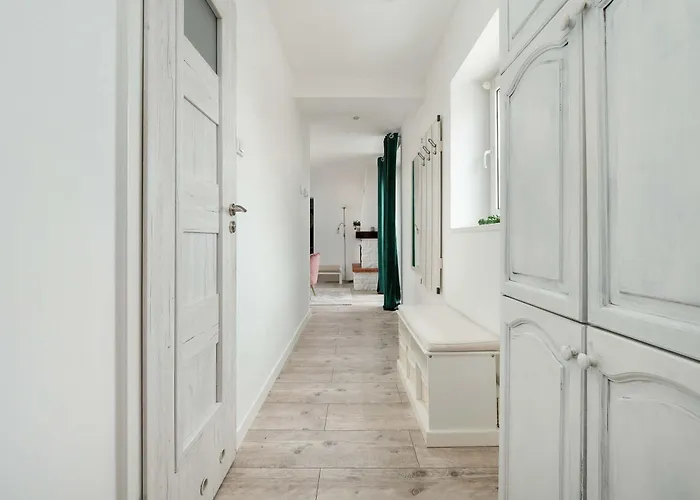 W Sercu Lodzi Piotrkowska Balkon & 2 Sypialnie By Renters Apartamento Łódź